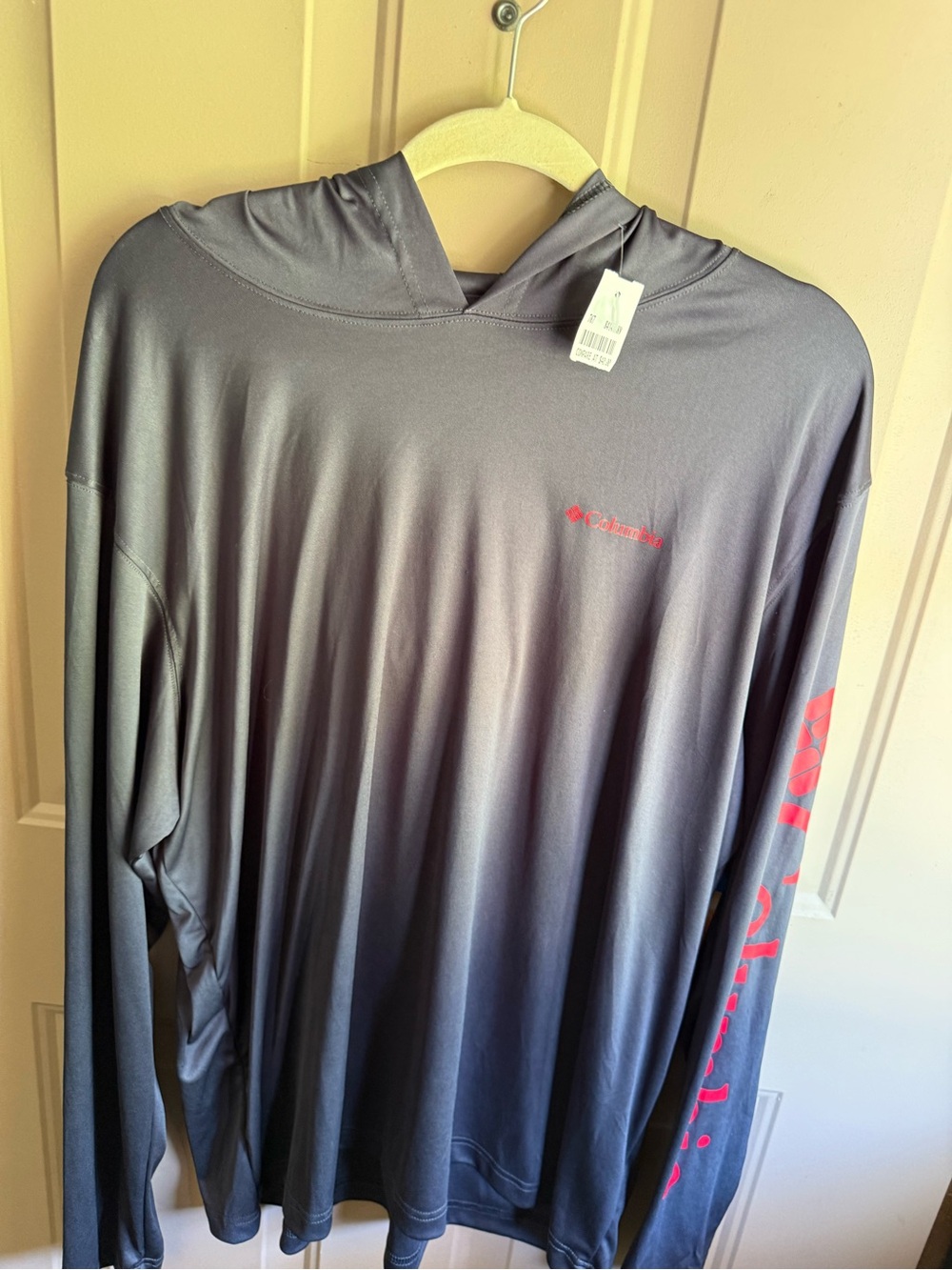 Columbia Black Hooded Performance Long-Sleeve with Red Accents
